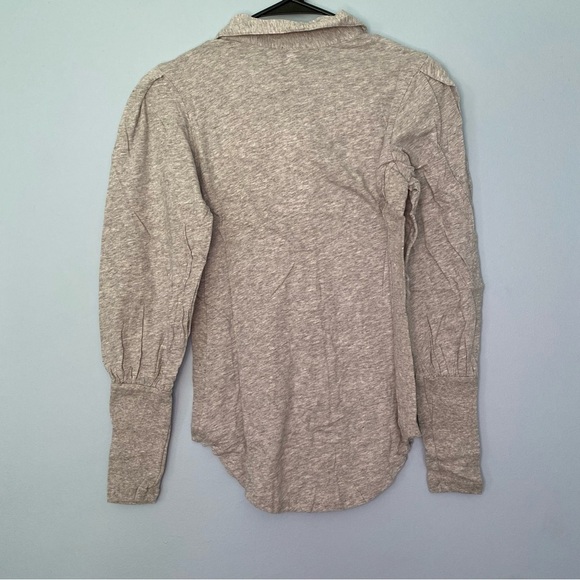 Revolve Bobi Los Angeles Bishop Long Sleeve Button Up Curve Hem Size XS Gray NWT - Picture 2 of 7